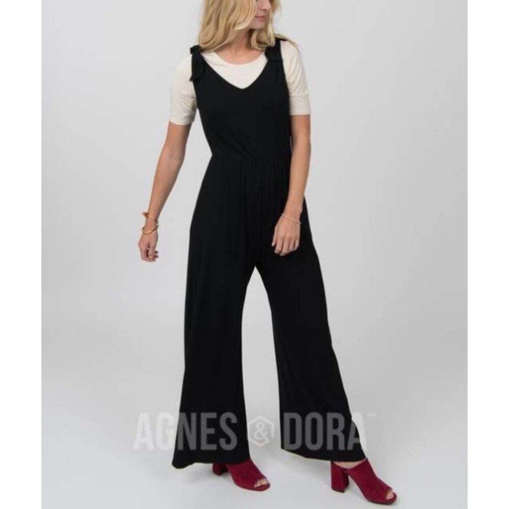 M/L Agnes & Dora Tie Shoulder Jumpsuit EE13